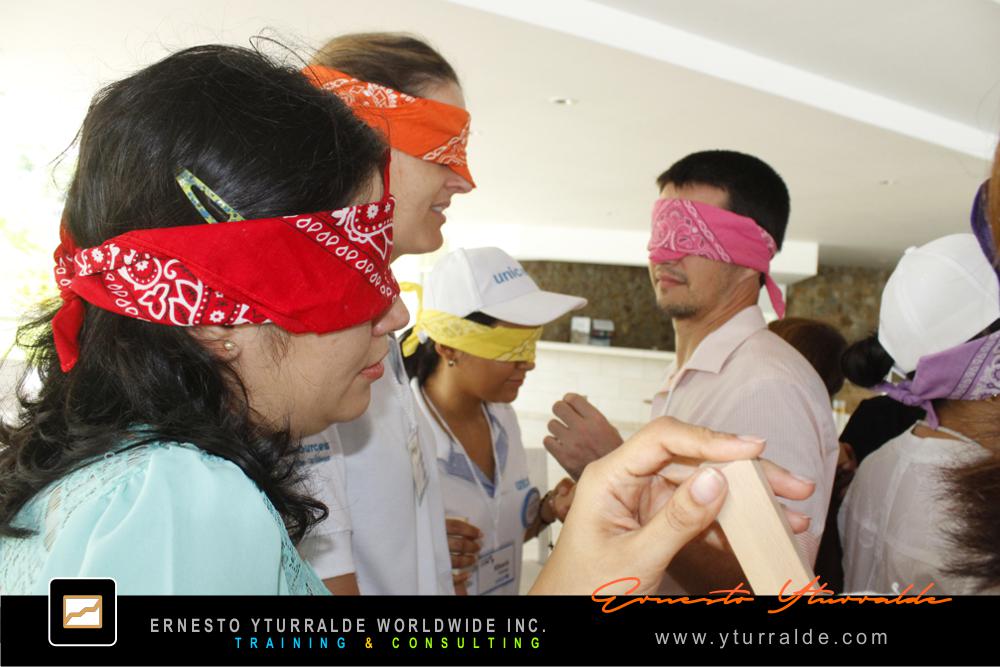 Experiencias vivenciales de Team Building en LATAM, USA y El Caribe | Talleres de Cuerdas Bajas